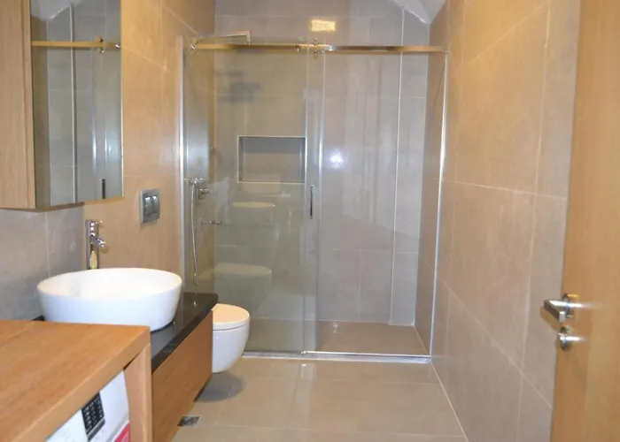 Ayayorgi Sueper Lueks Havuzlu Βίλα *