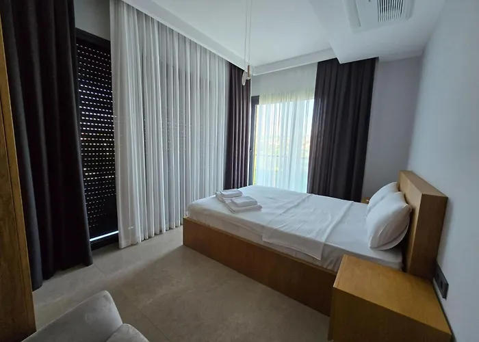 Βίλα Ayayorgi Sueper Lueks Havuzlu *